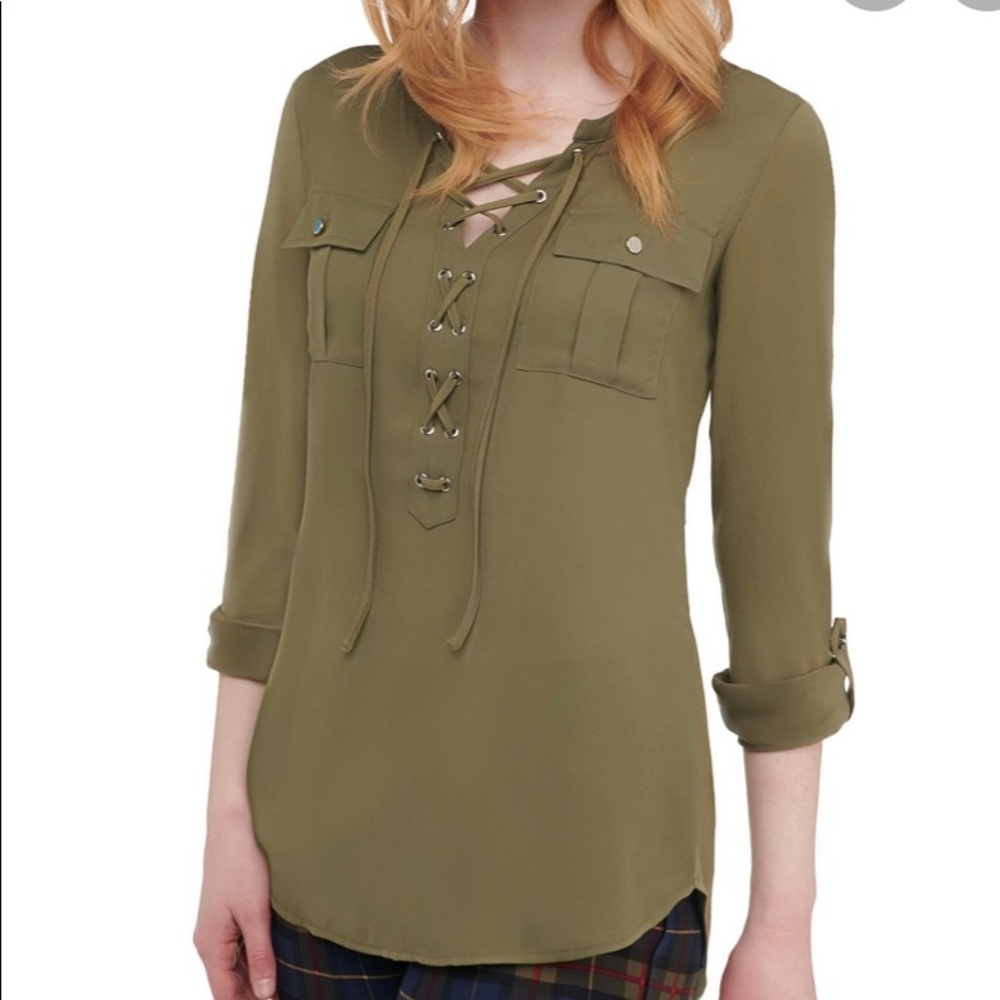 NYGARD Lace Up Top